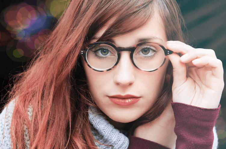 Tipuri de ochelari de vedere – cum alegi modelul potrivit, în funcție de trăsăturile feței și de afecțiunea cu care te confrunți, Fără categorie - optimarvisioncare.ro