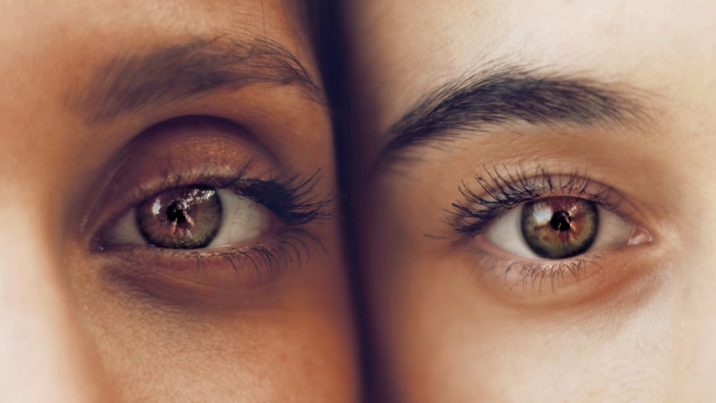 image - Operația de cataractă pas cu pas - la ce să te aștepți (ghid 2026) - 2 image - Operația de cataractă pas cu pas - la ce să te aștepți (ghid 2026) - 1